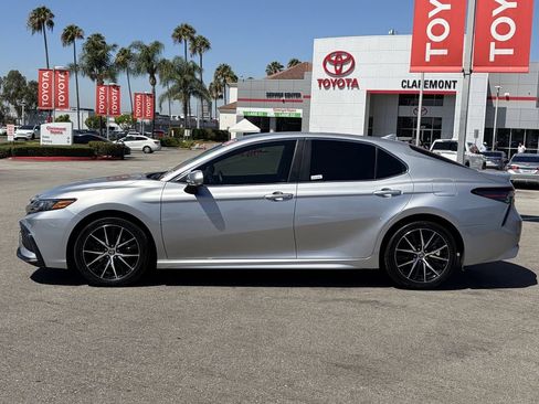 Certified 2022 Toyota Camry SE w/ Convenience Package FWD image 43