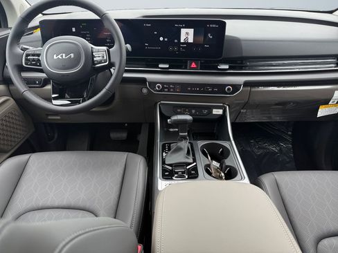 New 2026 Kia Carnival SX image 10