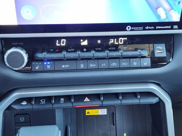 New 2024 Toyota Tundra Platinum RWD image 17