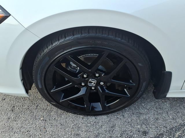 Used 2025 Honda Civic Sport image 4