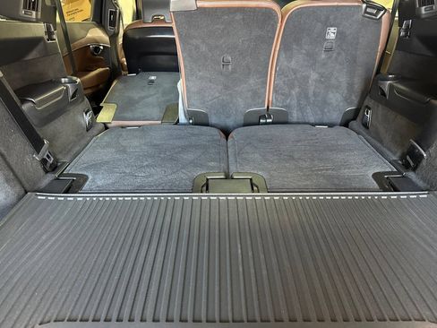 Certified 2023 Volvo XC90 B5 Plus w/ Protection Package AWD/4WD image 19