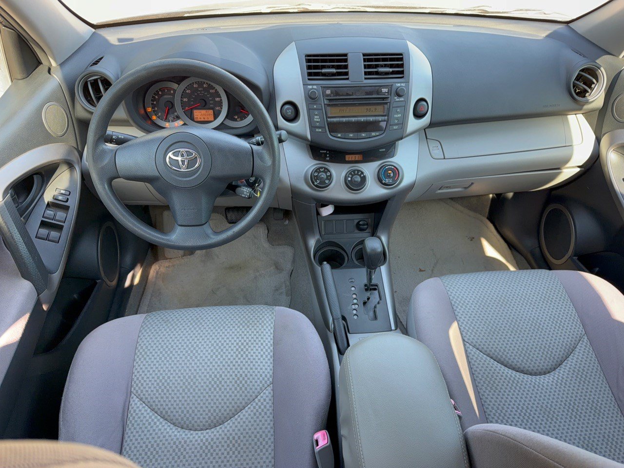 Used 2007 Toyota RAV4 2WD image 17