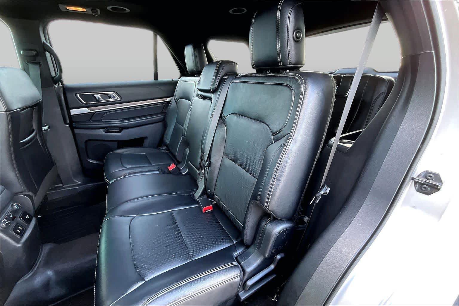 Used 2016 Ford Explorer Limited AWD/4WD image 21