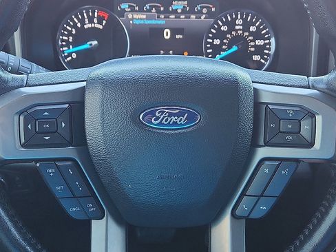 Used 2021 Ford Expedition Max XLT image 11