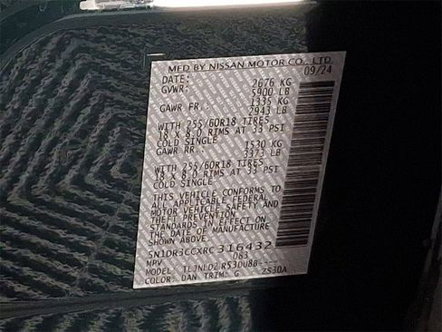 Used 2024 Nissan Pathfinder SL image 30