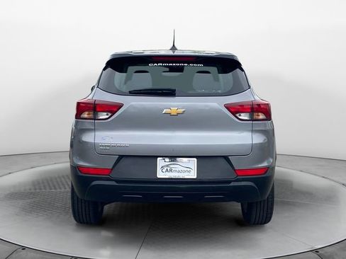Used 2023 Chevrolet TrailBlazer LS AWD/4WD image 4