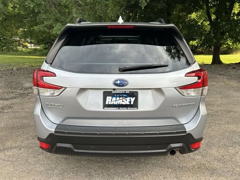 Certified 2023 Subaru Forester Limited AWD/4WD image 26
