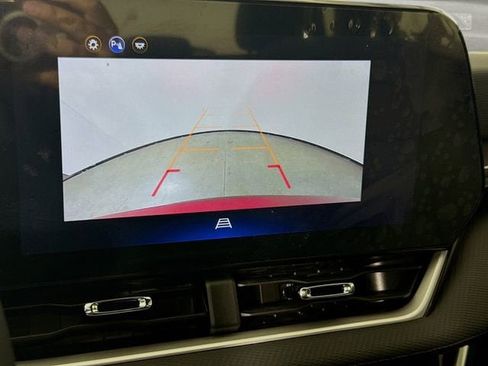 Used 2026 Chevrolet Equinox LT w/ LPO, Floor Liner Package AWD/4WD image 14