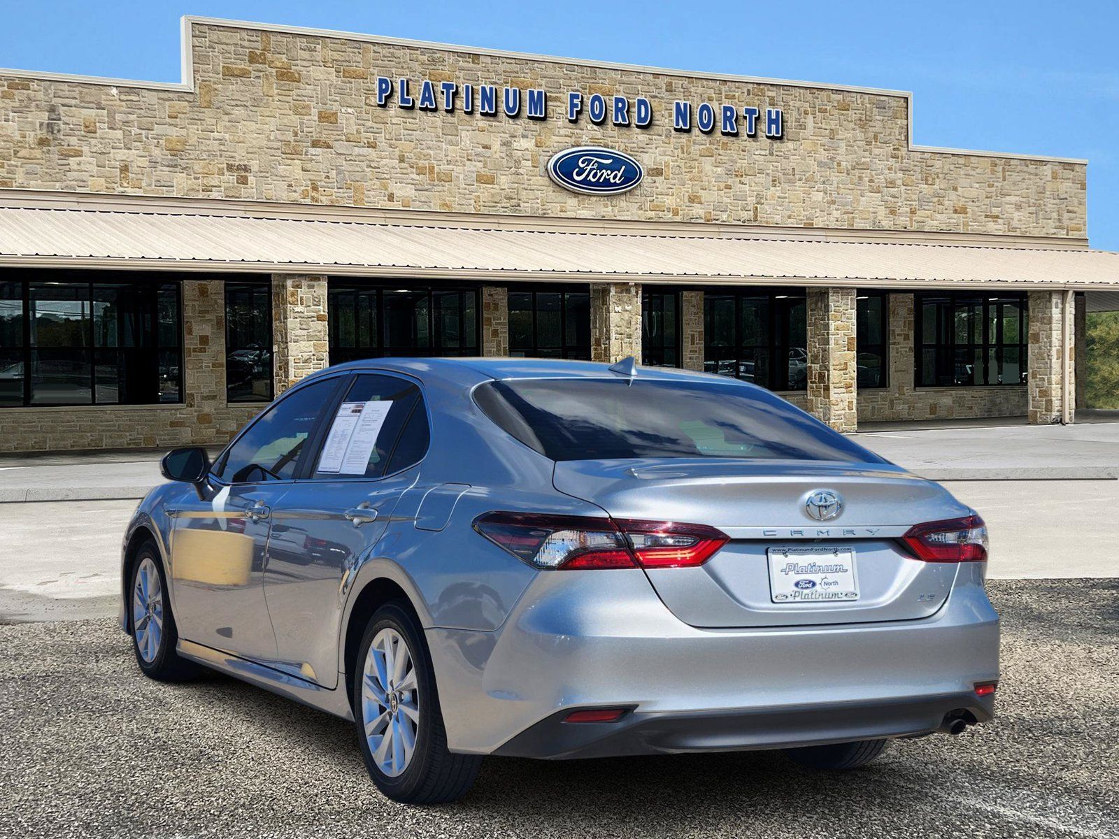 Used 2024 Toyota Camry LE FWD image 4