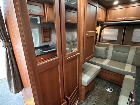 Used 2016 Mercedes-Benz Sprinter 2500 image 65