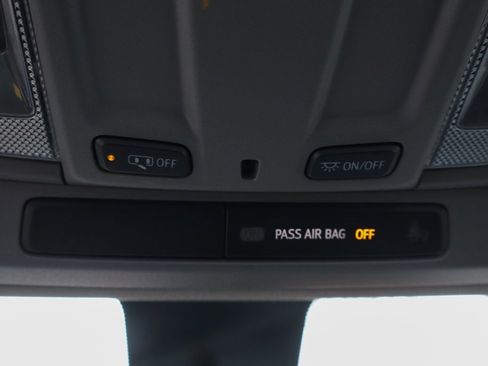 Used 2020 Chevrolet Silverado 2500 W/T image 23