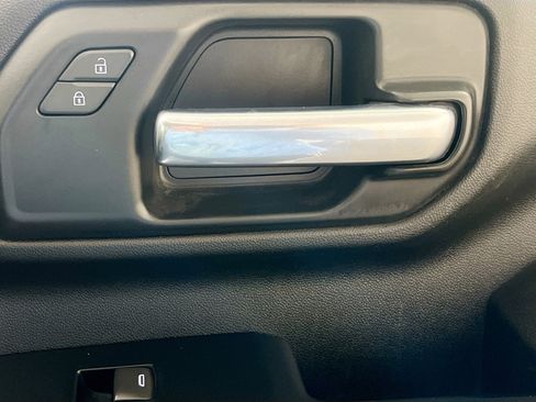 Used 2023 GMC Sierra 2500 Pro w/ Convenience Package image 28