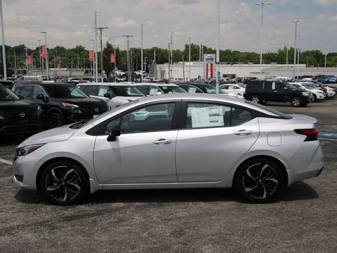 Certified 2025 Nissan Versa SR w/ Trunk Package FWD image 2