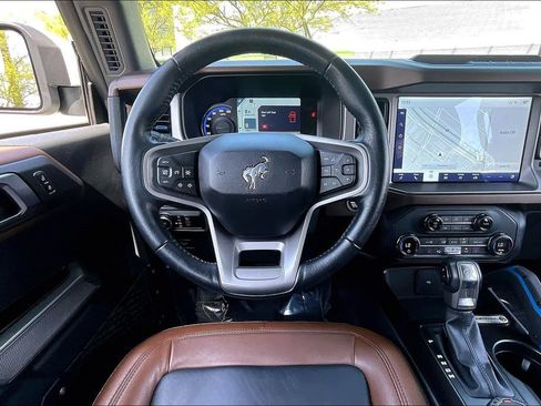 Used 2023 Ford Bronco Outer Banks AWD/4WD image 7