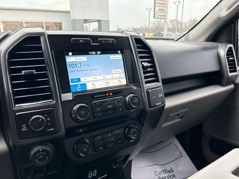 Used 2017 Ford F150 XLT w/ Equipment Group 302A Luxury AWD/4WD image 36