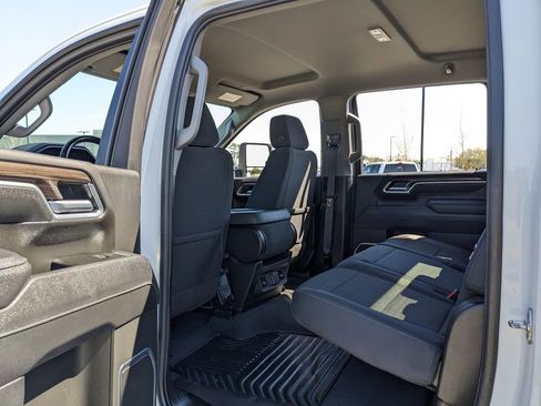 Used 2025 Chevrolet Silverado 2500 LT w/ Convenience Package AWD/4WD image 42