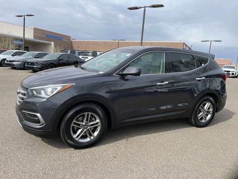 Used 2018 Hyundai Santa Fe Sport image 1