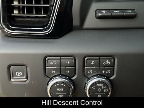 New 2026 GMC Sierra 2500 AT4X image 19