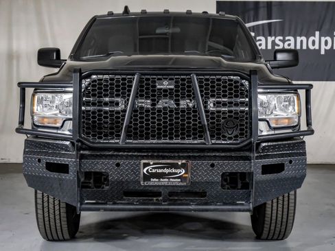 Used 2022 RAM 2500 Tradesman AWD/4WD image 3