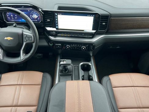 New 2026 Chevrolet Silverado 1500 High Country w/ Technology Package image 9