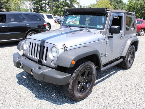 Used 2015 Jeep Wrangler Sport w/ Quick Order Package 24S AWD/4WD image 2