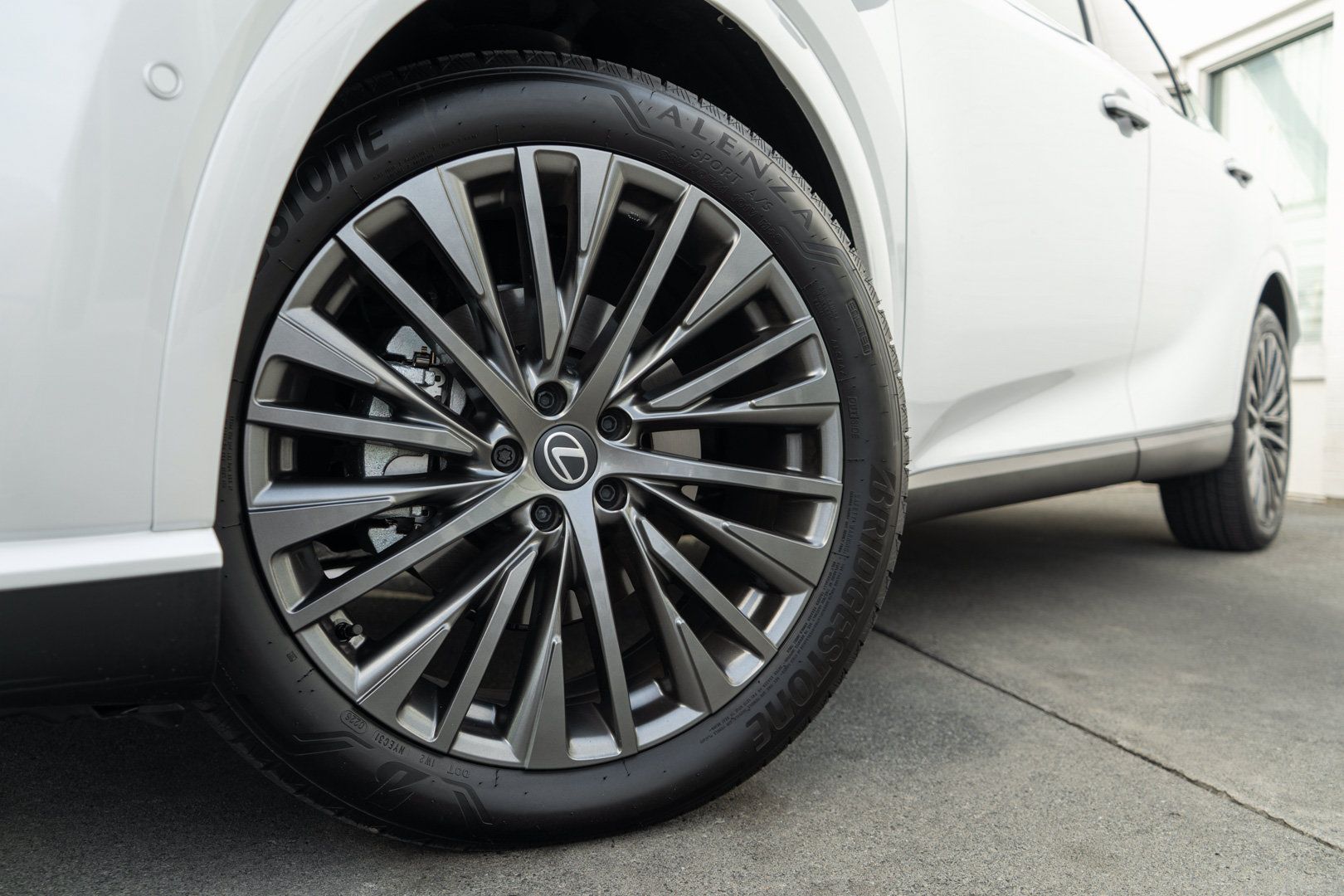 Used 2026 Lexus RX 350 AWD w/ Convenience Package image 4