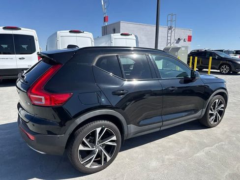 Used 2019 Volvo XC40 T5 R-Design AWD/4WD image 5