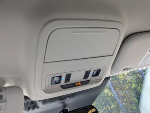 New 2026 Ford Explorer Active w/ Active Comfort Package image 23