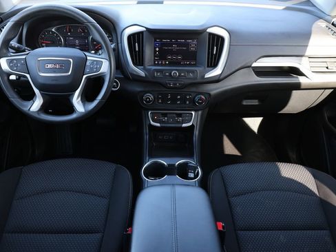 Used 2023 GMC Terrain SLE image 11
