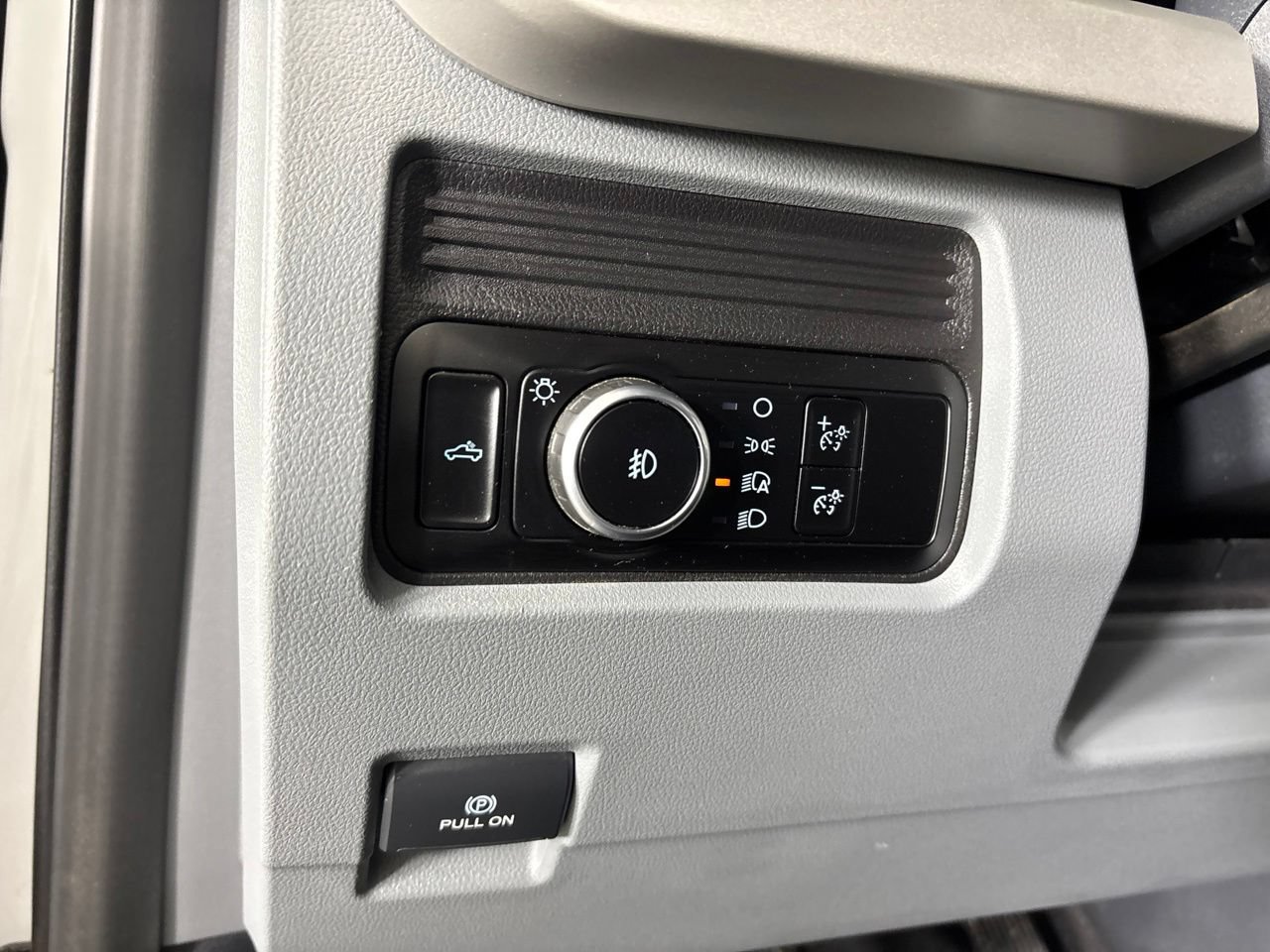 Used 2026 Ford F250 XLT AWD/4WD image 9