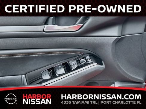 Used 2023 Nissan Altima 2.5 SR w/ SR Premium Package FWD image 14