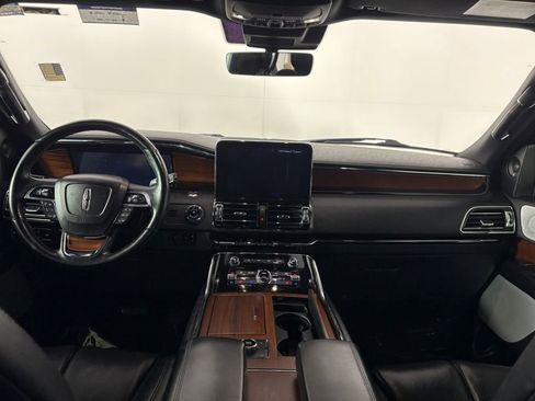 Used 2020 Lincoln Navigator Reserve image 26