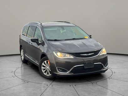 Used 2018 Chrysler Pacifica Touring-L