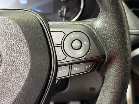 Certified 2025 Toyota RAV4 LE AWD/4WD image 24