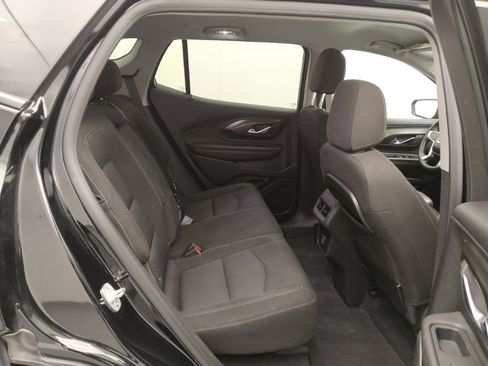Used 2024 GMC Terrain SLE FWD image 19