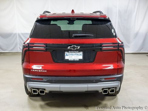 New 2026 Chevrolet Traverse LT w/ Driver Confidence Package image 6