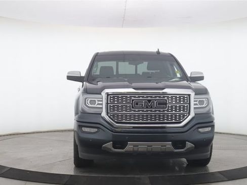 Used 2018 GMC Sierra 1500 Denali AWD/4WD image 12