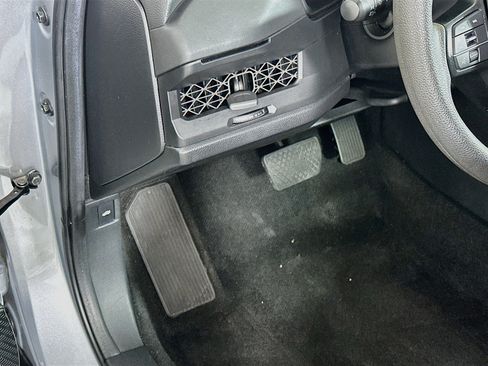 Used 2025 Honda Accord SE image 17