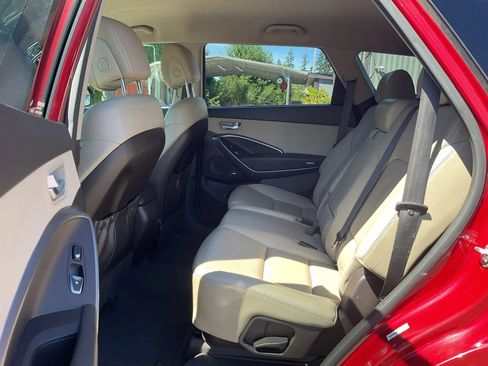 Used 2013 Hyundai Santa Fe GLS AWD/4WD image 11