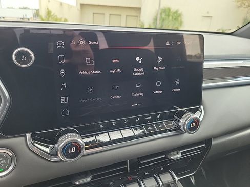 New 2026 GMC Canyon Elevation image 15