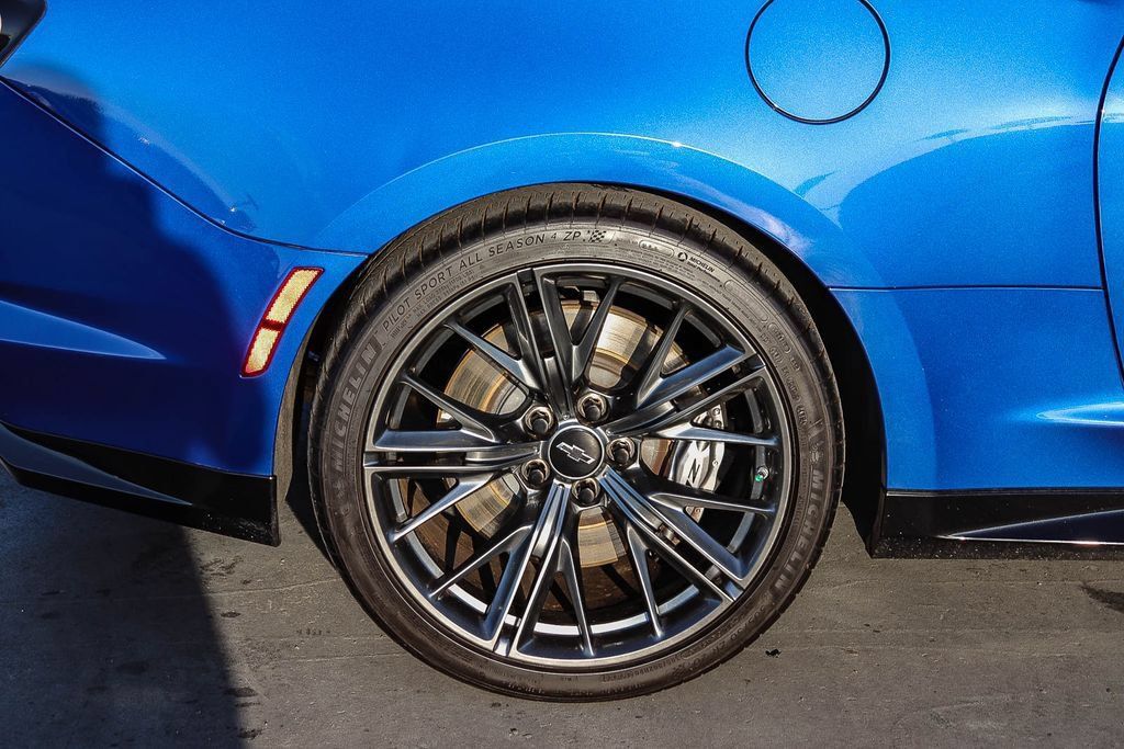 Used 2023 Chevrolet Camaro ZL1 RWD image 12
