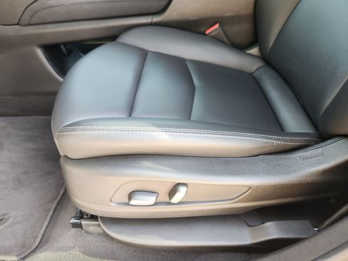 Used 2023 Cadillac XT5 Luxury FWD image 20
