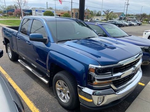 Used 2018 Chevrolet Silverado 1500 LT w/ All Star Edition AWD/4WD image 1