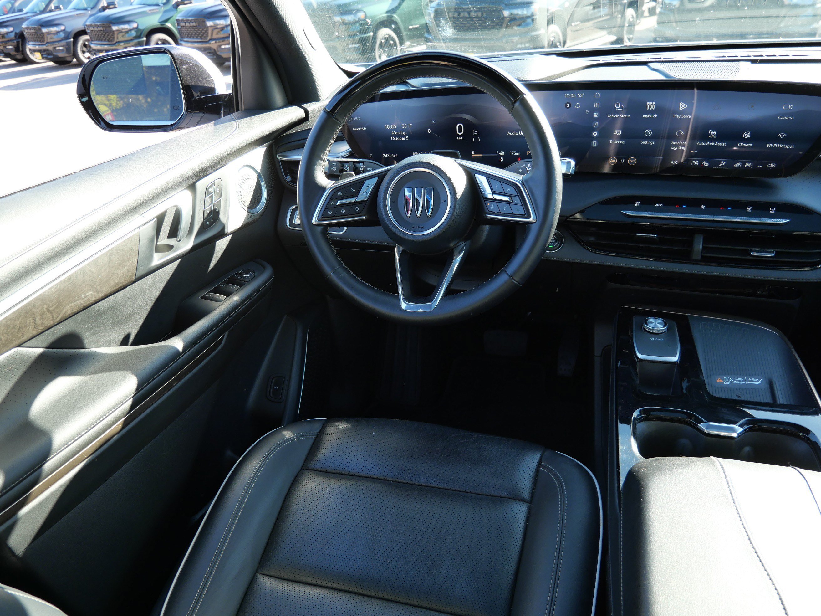 Used 2026 Buick Enclave Avenir w/ Super Cruise Package FWD image 9
