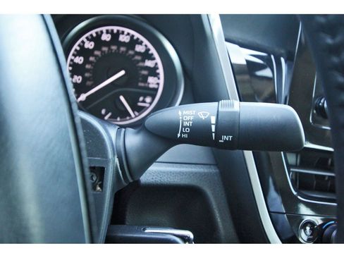 Used 2024 Toyota Camry SE image 21