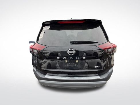 Used 2022 Nissan Rogue SV image 6