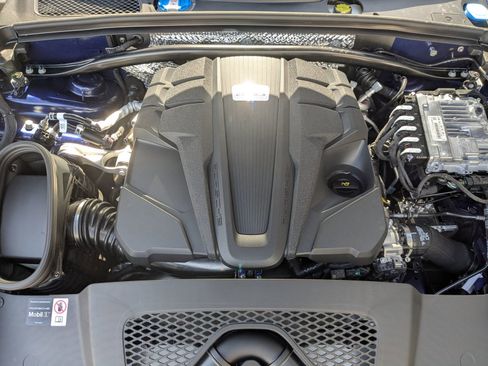 New 2026 Porsche Macan S image 29