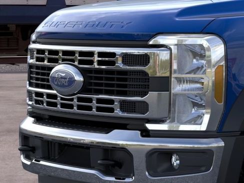 New 2026 Ford F450 XL w/ XL Chrome Package AWD/4WD image 17