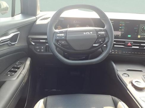 New 2026 Kia Sportage X-Line AWD/4WD image 4