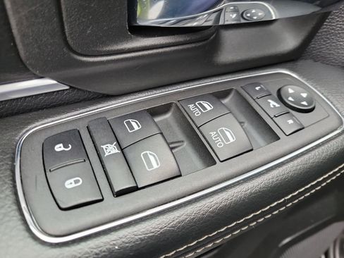 Used 2021 RAM 1500 Classic Warlock AWD/4WD image 17